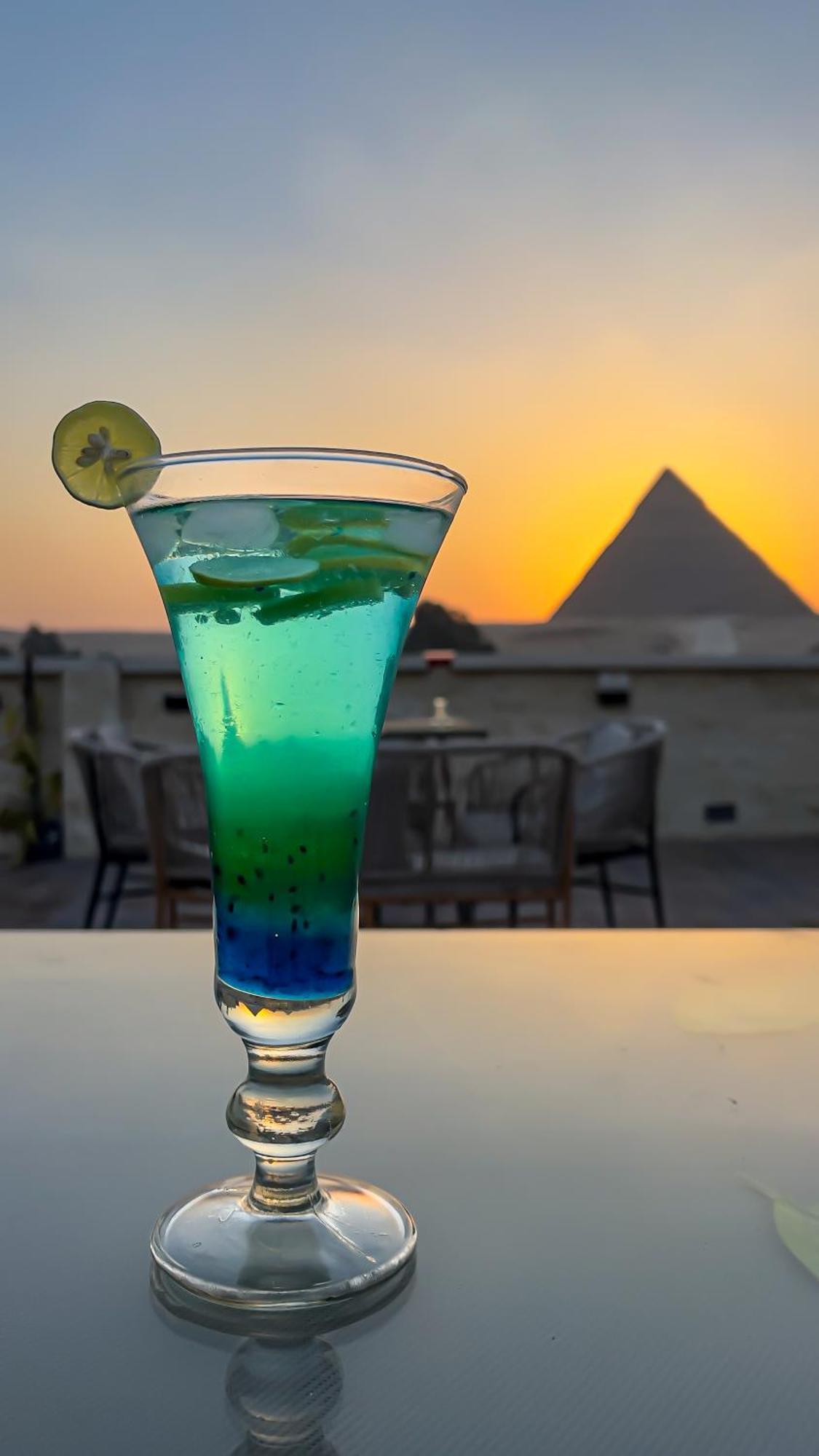 Pyramids Vista Inn Kafrat al Jabal Exterior foto